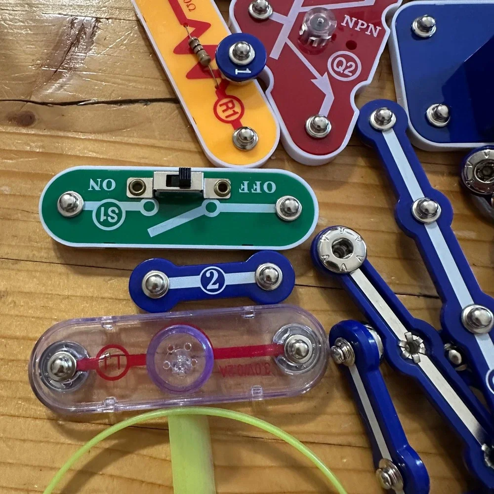 Snap Circuits Replacement Parts Lot Music Alarm Spacewar IC Speaker Motor Fan